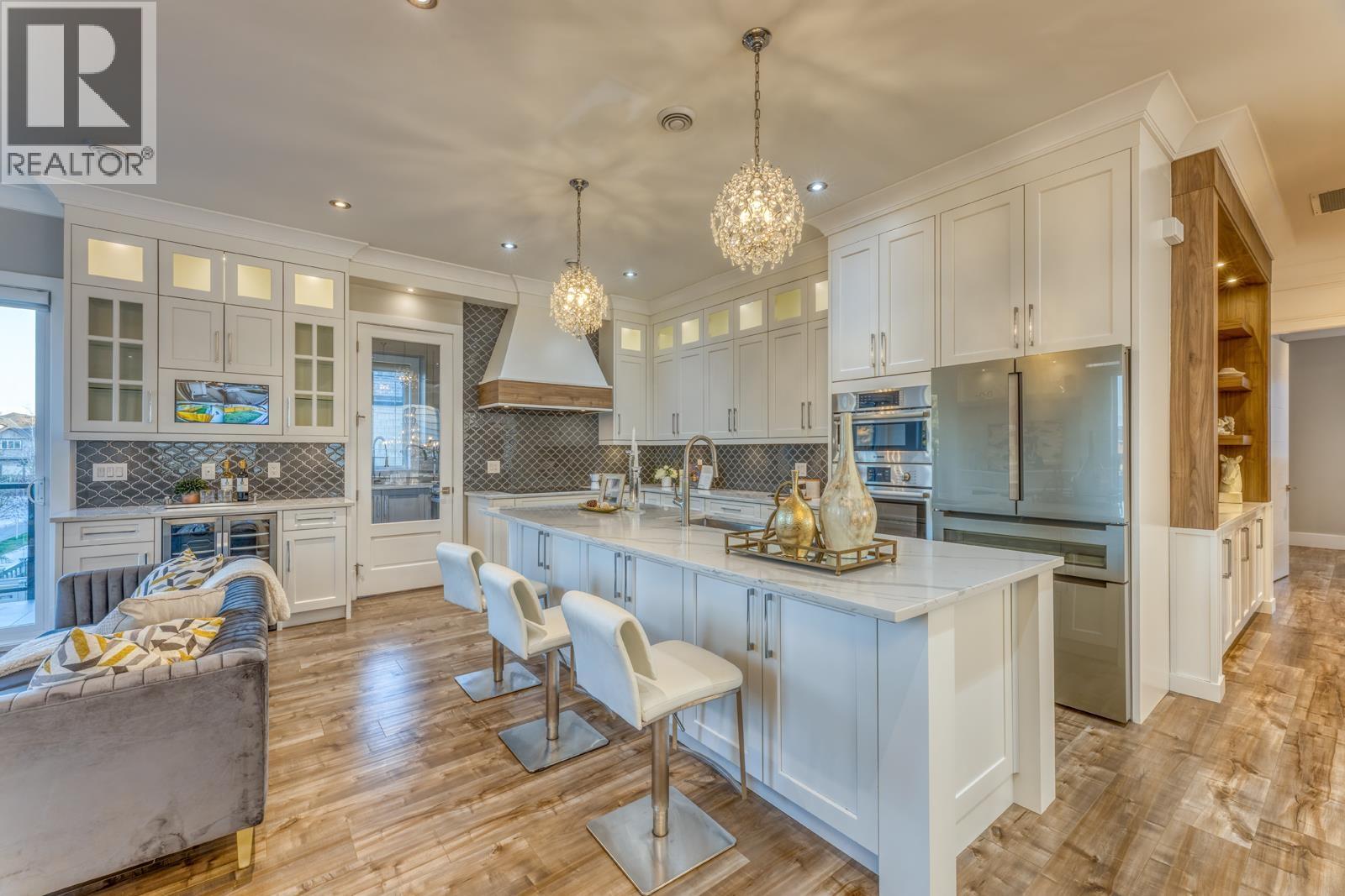 Photo 9 of 7102 Bridge Street, Richmond BC