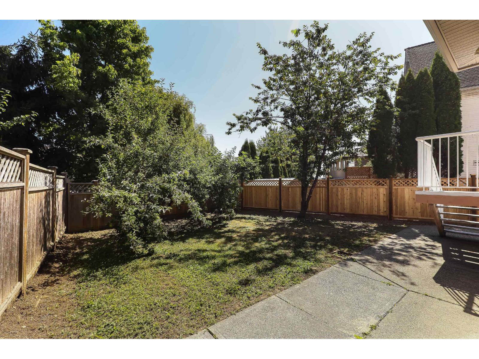 Photo 4 of 8066 168 Street, Surrey BC