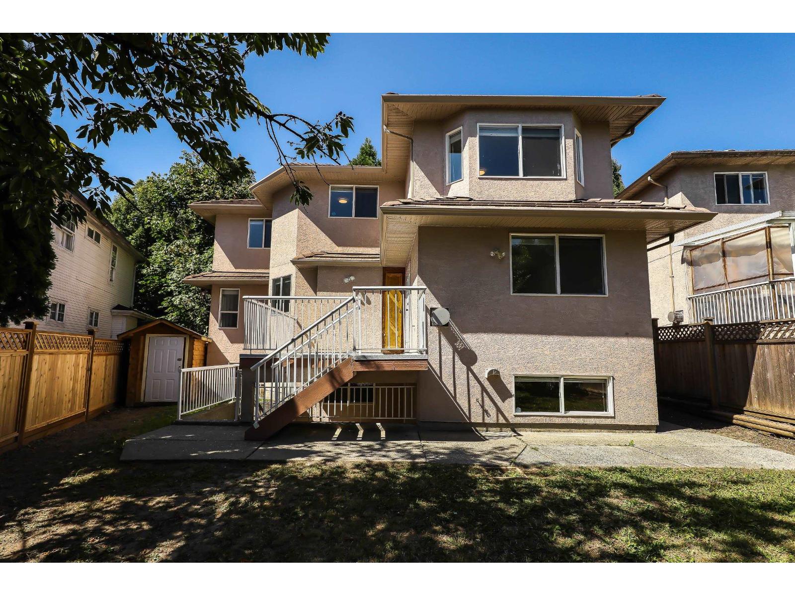 Photo 3 of 8066 168 Street, Surrey BC