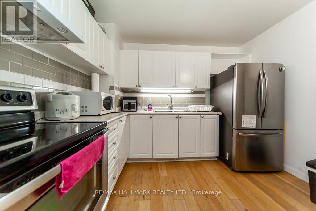 Photo 26 of 2102 10 Sunny Glenway, Toronto ON