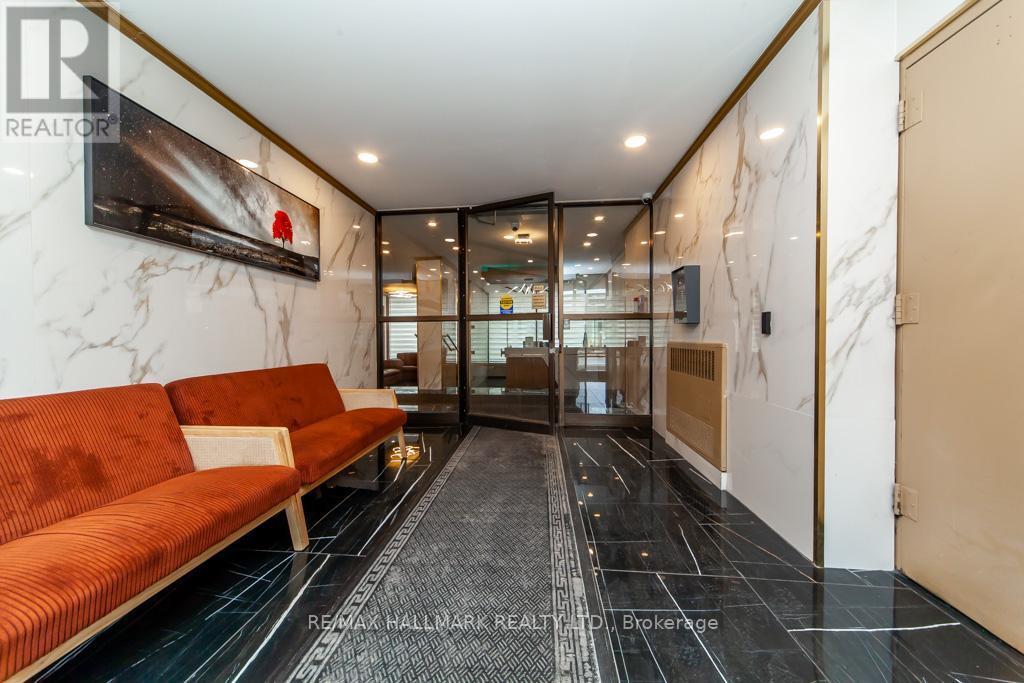 Photo 32 of 2102 10 Sunny Glenway, Toronto ON