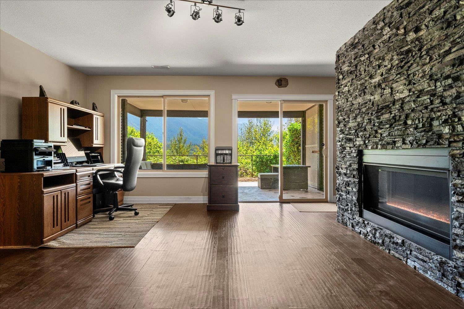 Photo 25 of 4 46058 Bridle Ridge Crescent Promontory, Chilliwack BC