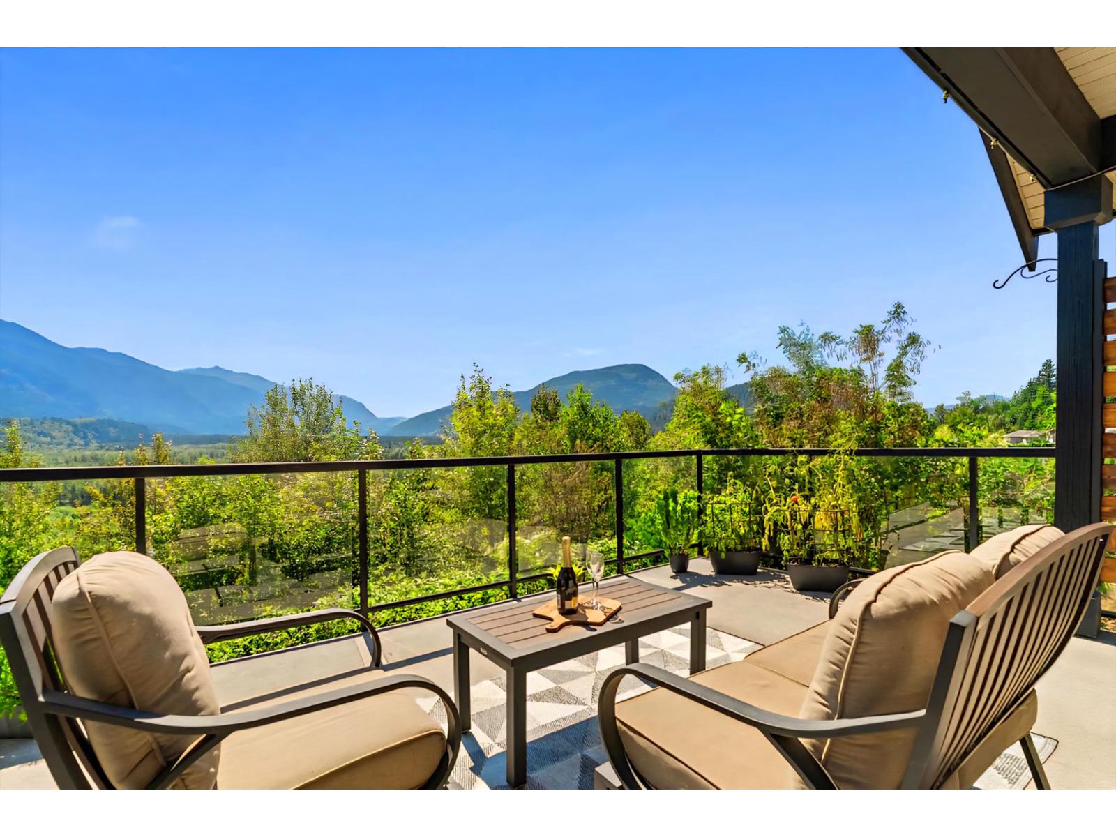 Photo 14 of 4 46058 Bridle Ridge Crescent Promontory, Chilliwack BC