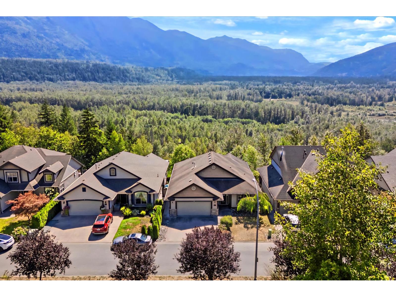 Photo 33 of 4 46058 Bridle Ridge Crescent Promontory, Chilliwack BC