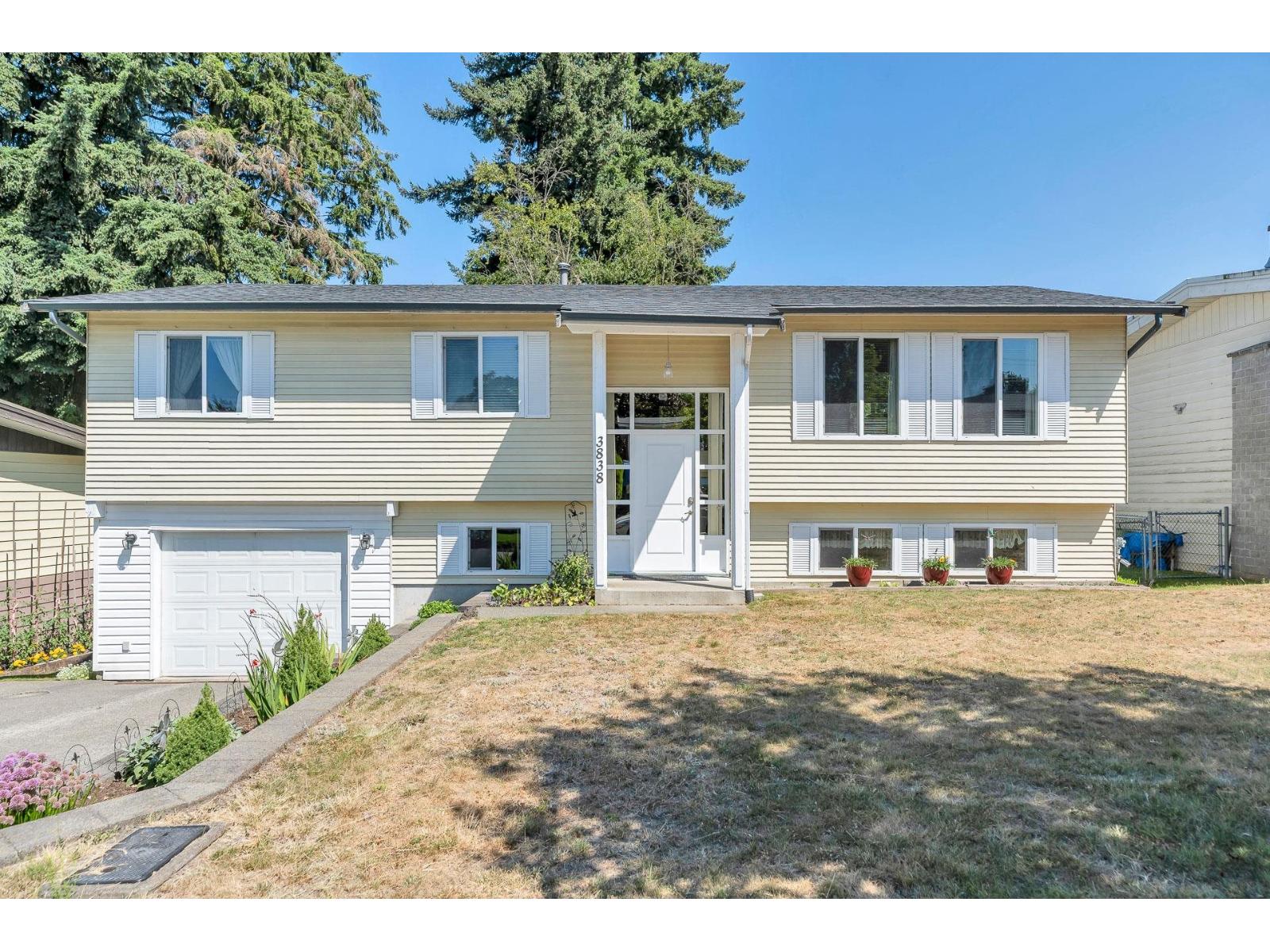 Photo 17 of 3838 Chadsey Crescent, Abbotsford BC