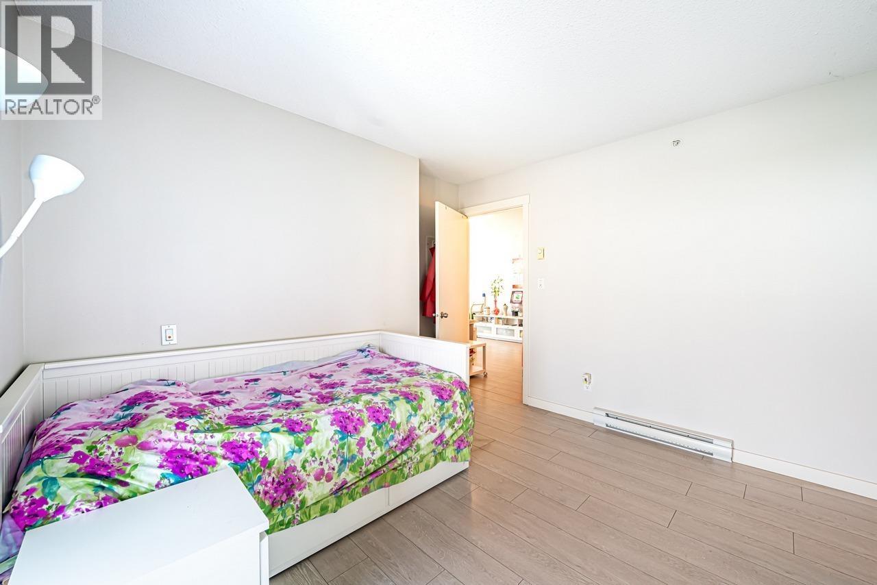 Photo 14 of 1010 5811 No 3 Road, Richmond BC