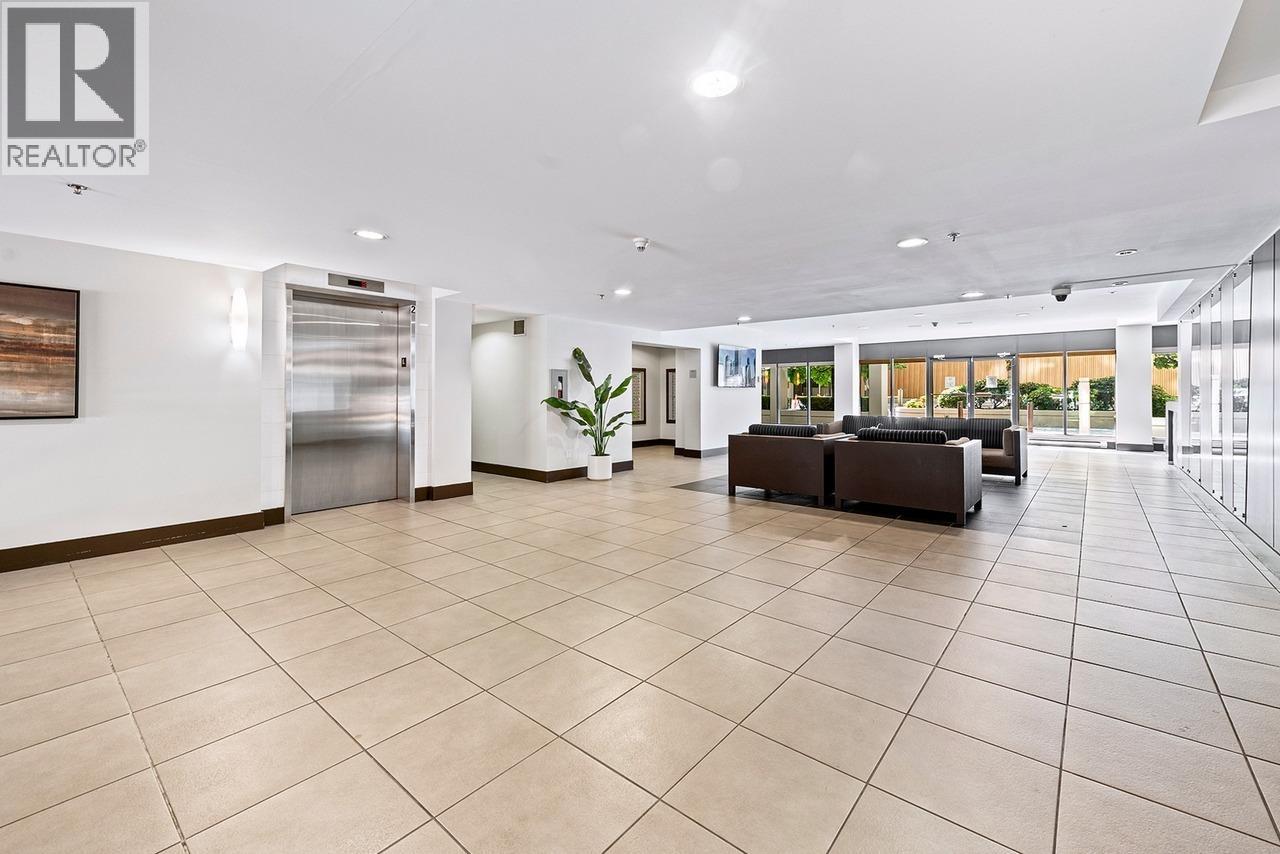 Photo 2 of 1010 5811 No 3 Road, Richmond BC