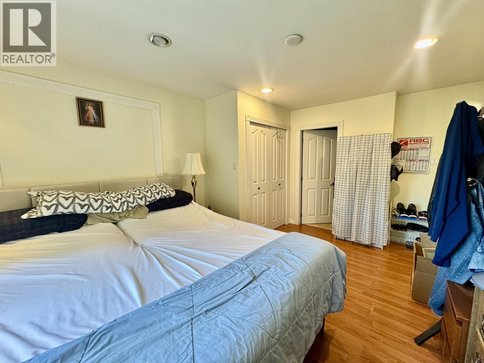 Photo 8 of 208 815 Fourth Avenue, New Westminster BC