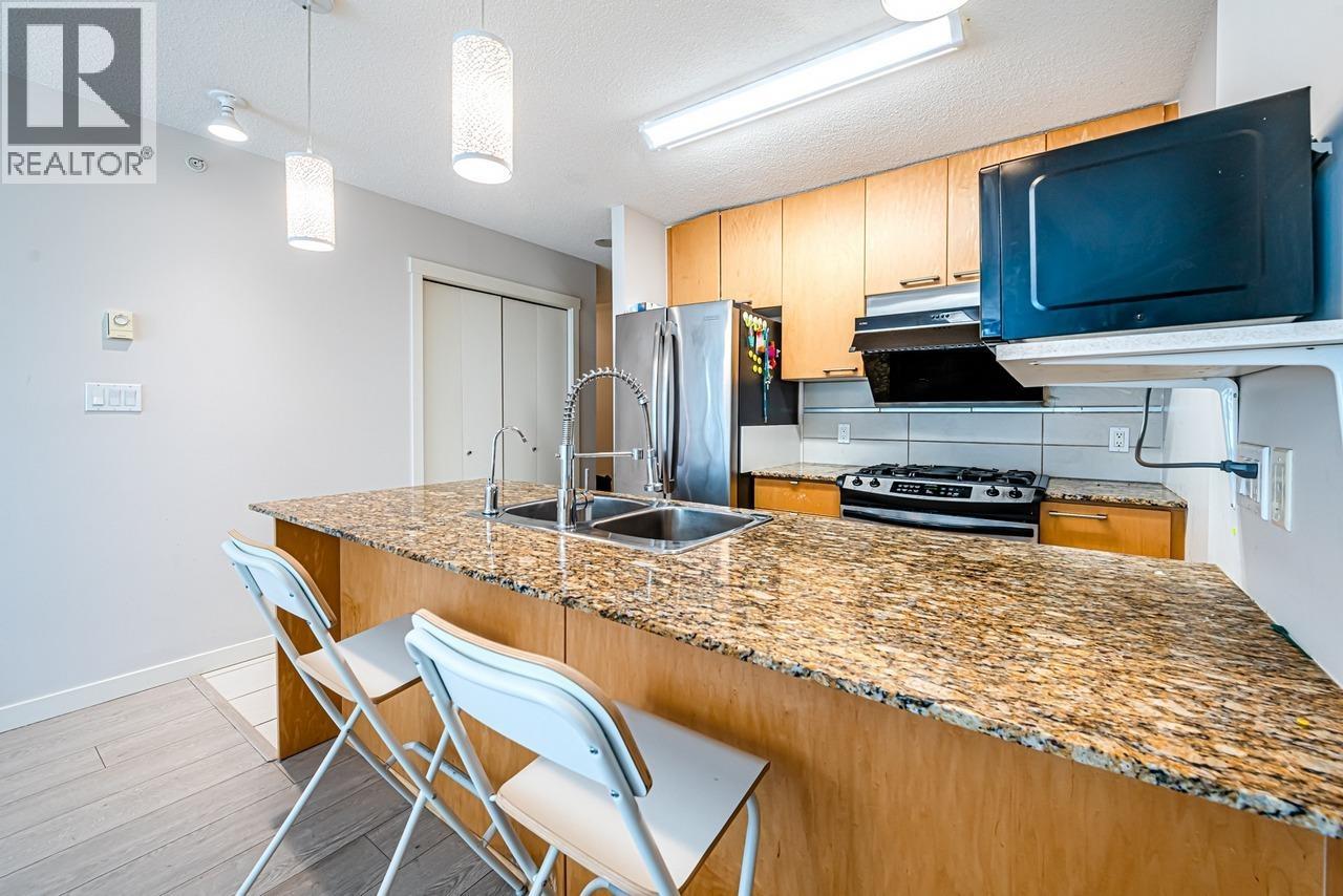 Photo 10 of 1010 5811 No 3 Road, Richmond BC
