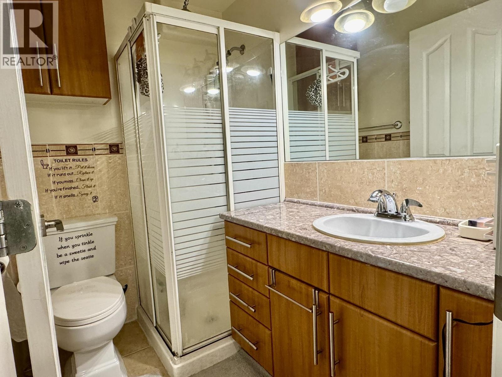 Photo 12 of 208 815 Fourth Avenue, New Westminster BC
