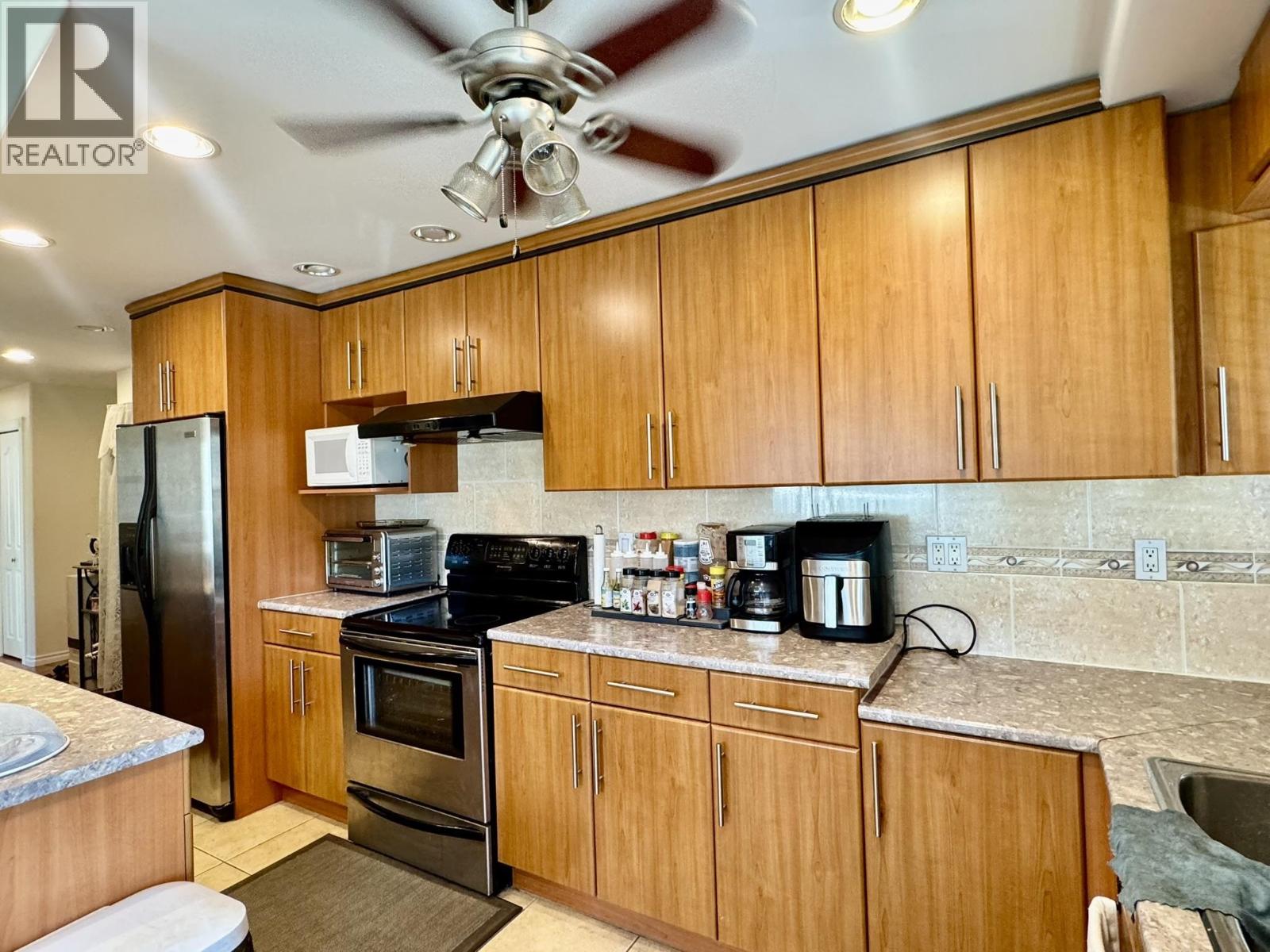 Photo 19 of 208 815 Fourth Avenue, New Westminster BC