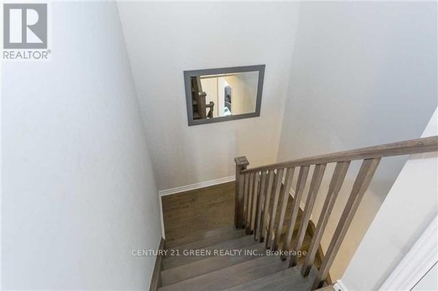 Photo 7 of 26 Allium Road, Brampton ON