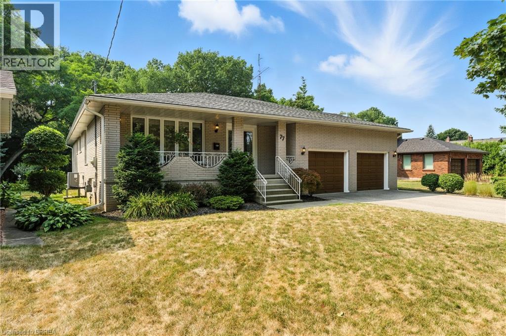 Photo 4 of 77 Glenwood Drive, Brantford ON