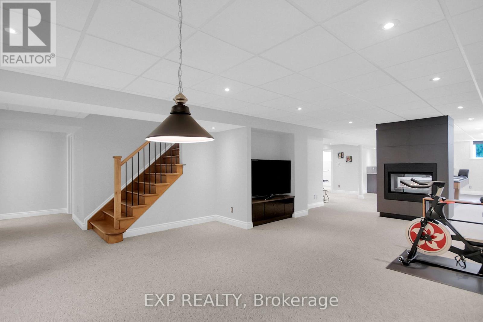 Photo 14 of 6202 Deermeadow Drive, Ottawa ON