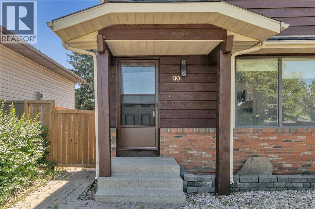 Photo 7 of 99 Shawmeadows Close Sw, Calgary AB