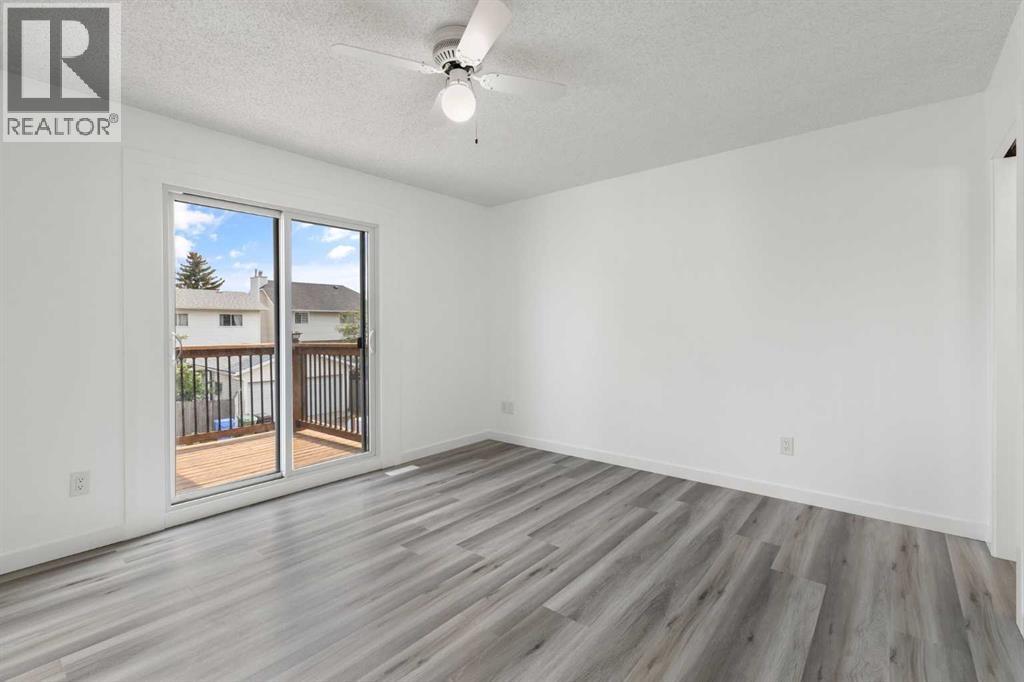 Single Family House 4 Level for Sale in  Pasadena Gardens NE Monterey Park Calgary 