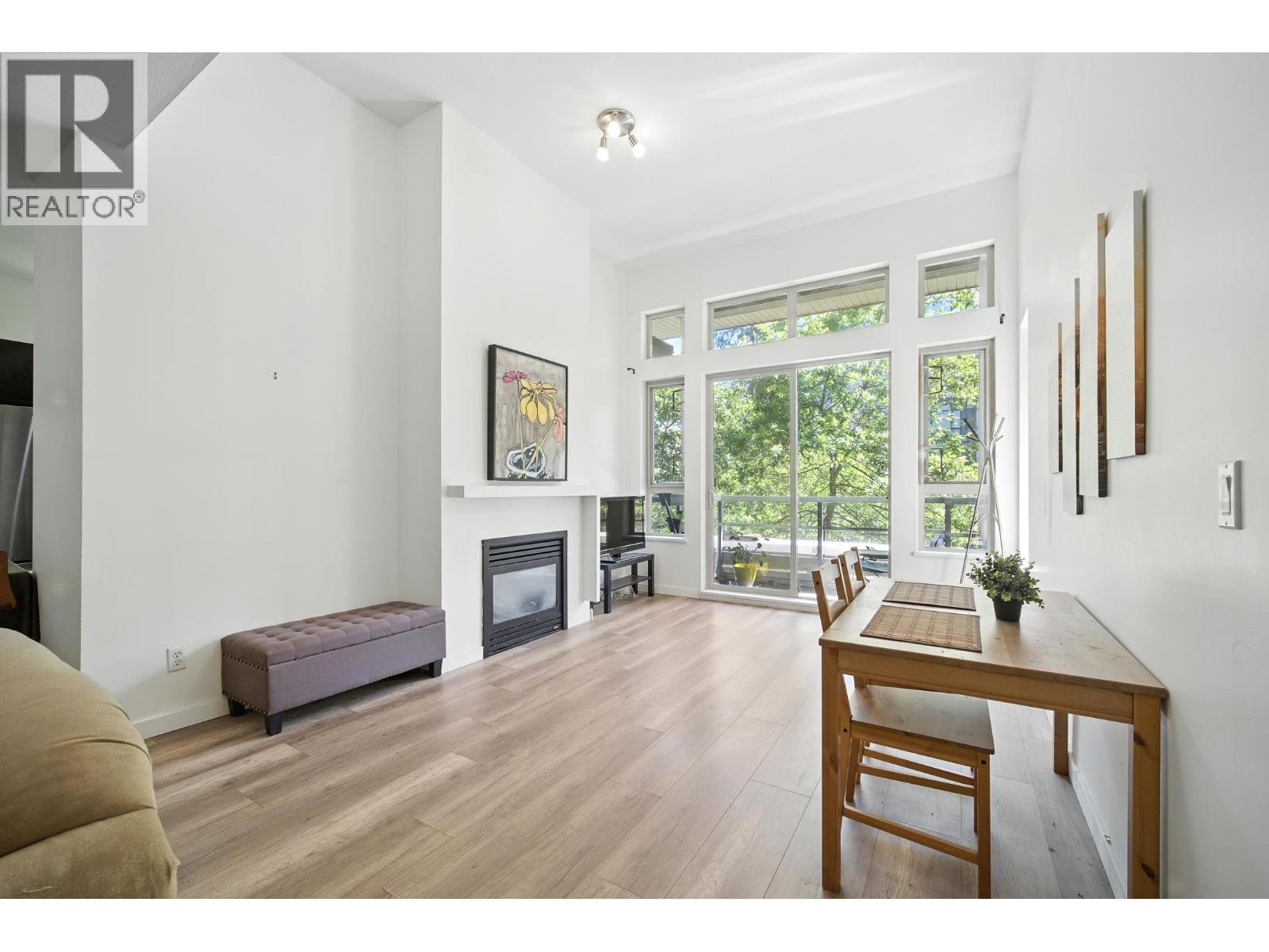 Photo 1 of 407 9319 University Crescent, Burnaby BC