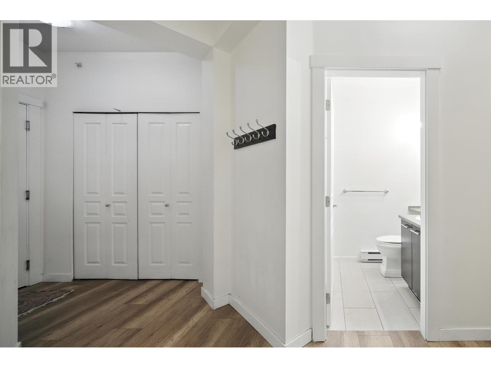 Photo 11 of 407 9319 University Crescent, Burnaby BC