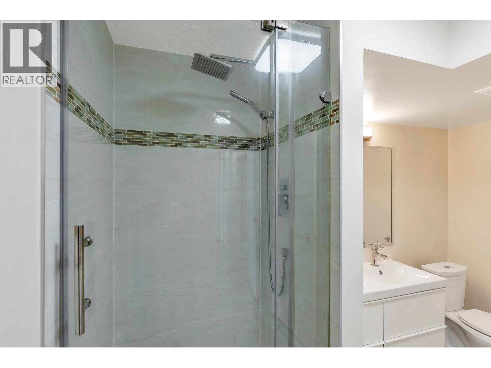 Photo 26 of 805 710 Seventh Avenue, New Westminster BC