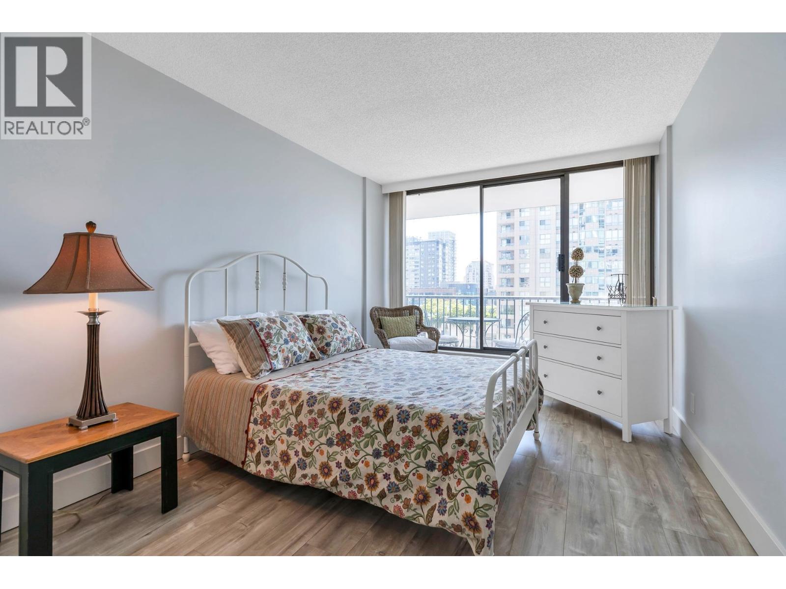 Photo 5 of 805 710 Seventh Avenue, New Westminster BC