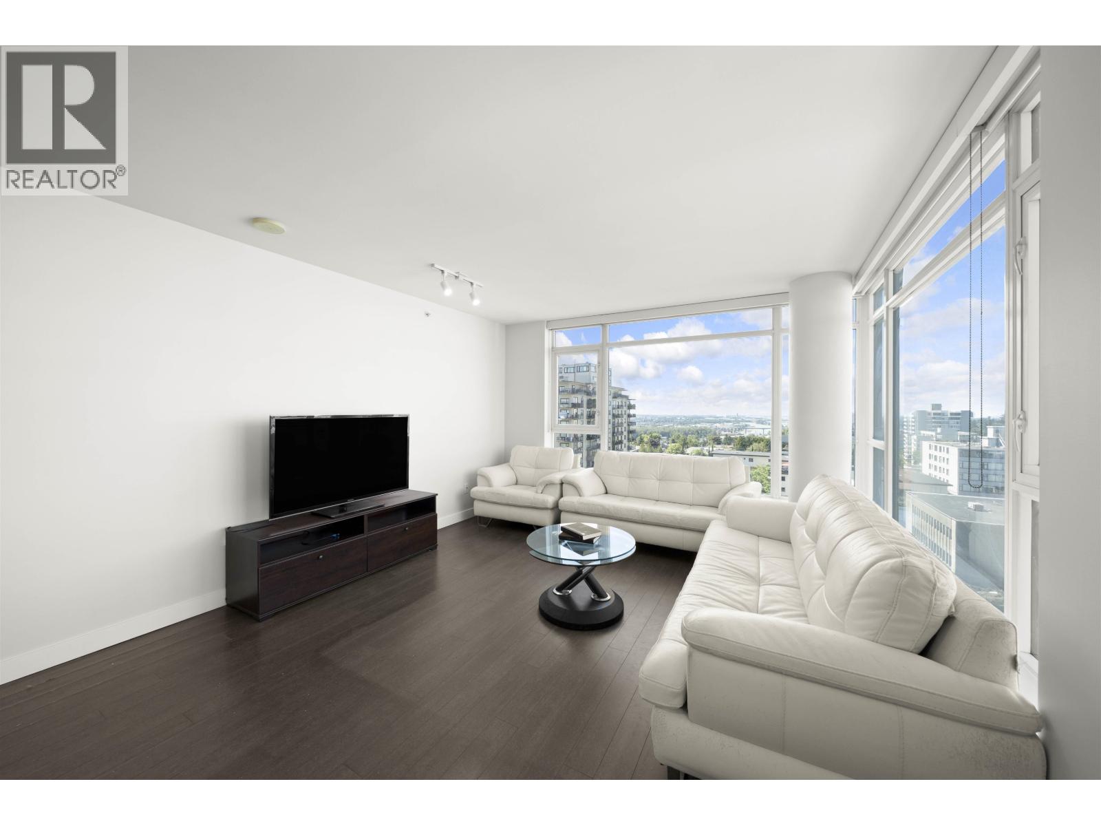 Photo 10 of 1006 608 Belmont Street, New Westminster BC