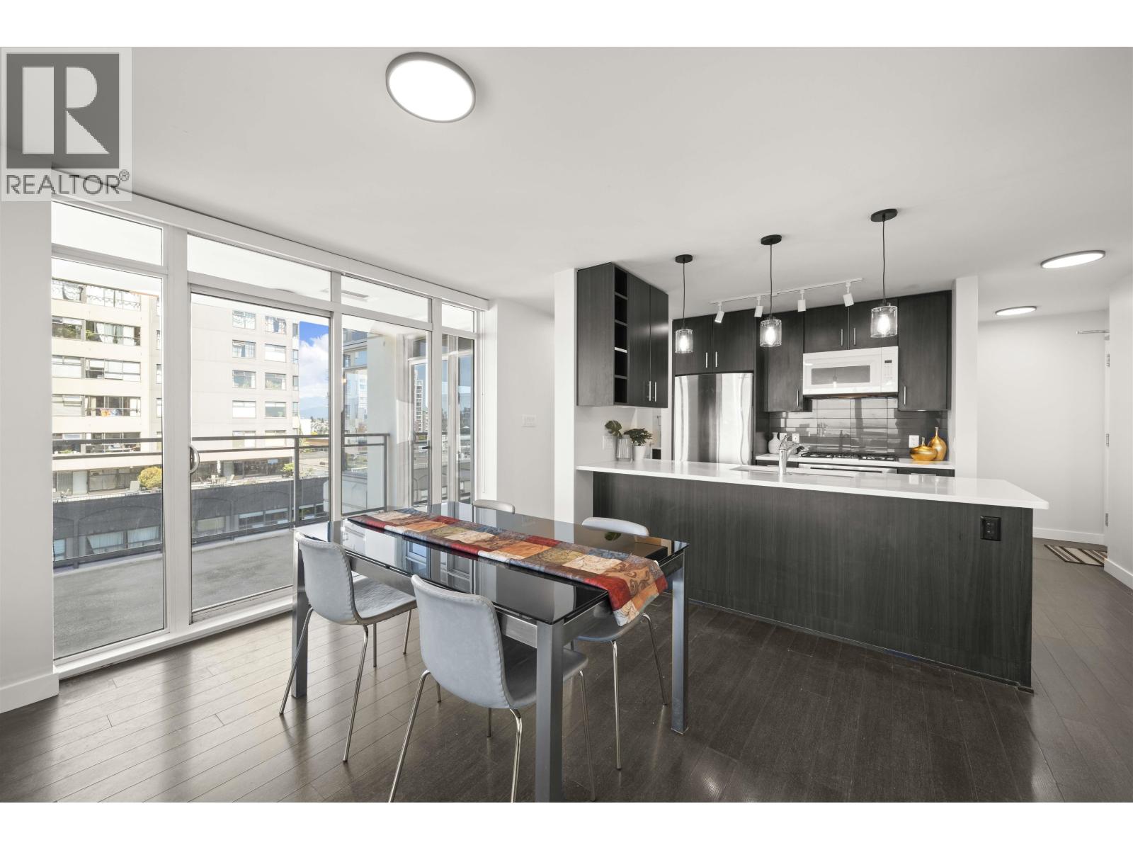 Photo 12 of 1006 608 Belmont Street, New Westminster BC