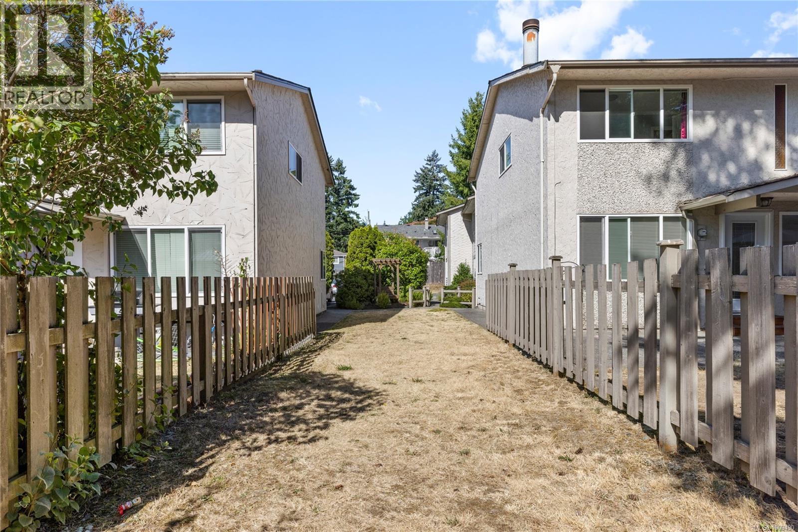Photo 29 of 1624 Fuller St, Nanaimo BC