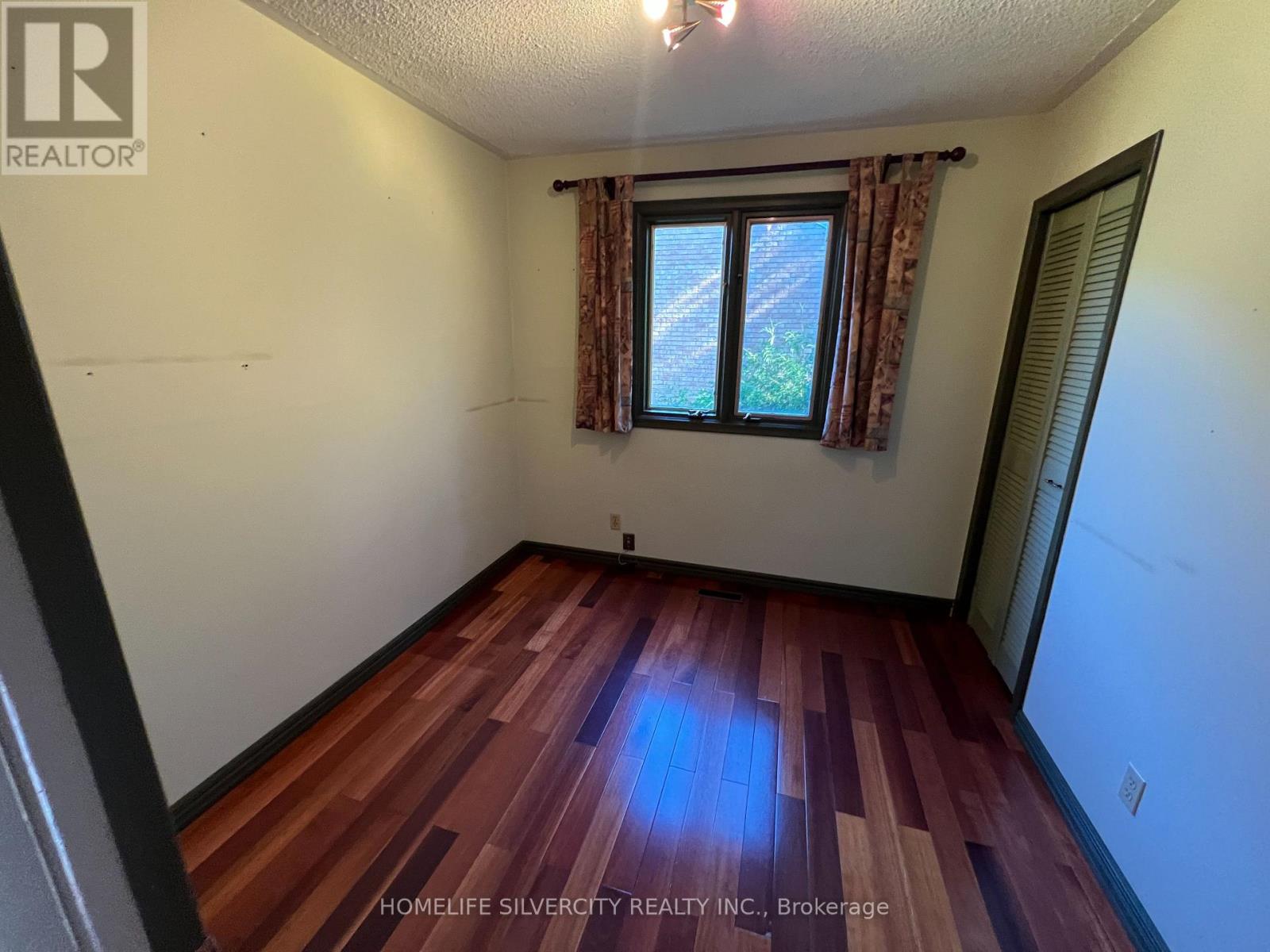 Photo 22 of 1810 Harkiss Road, Mississauga ON