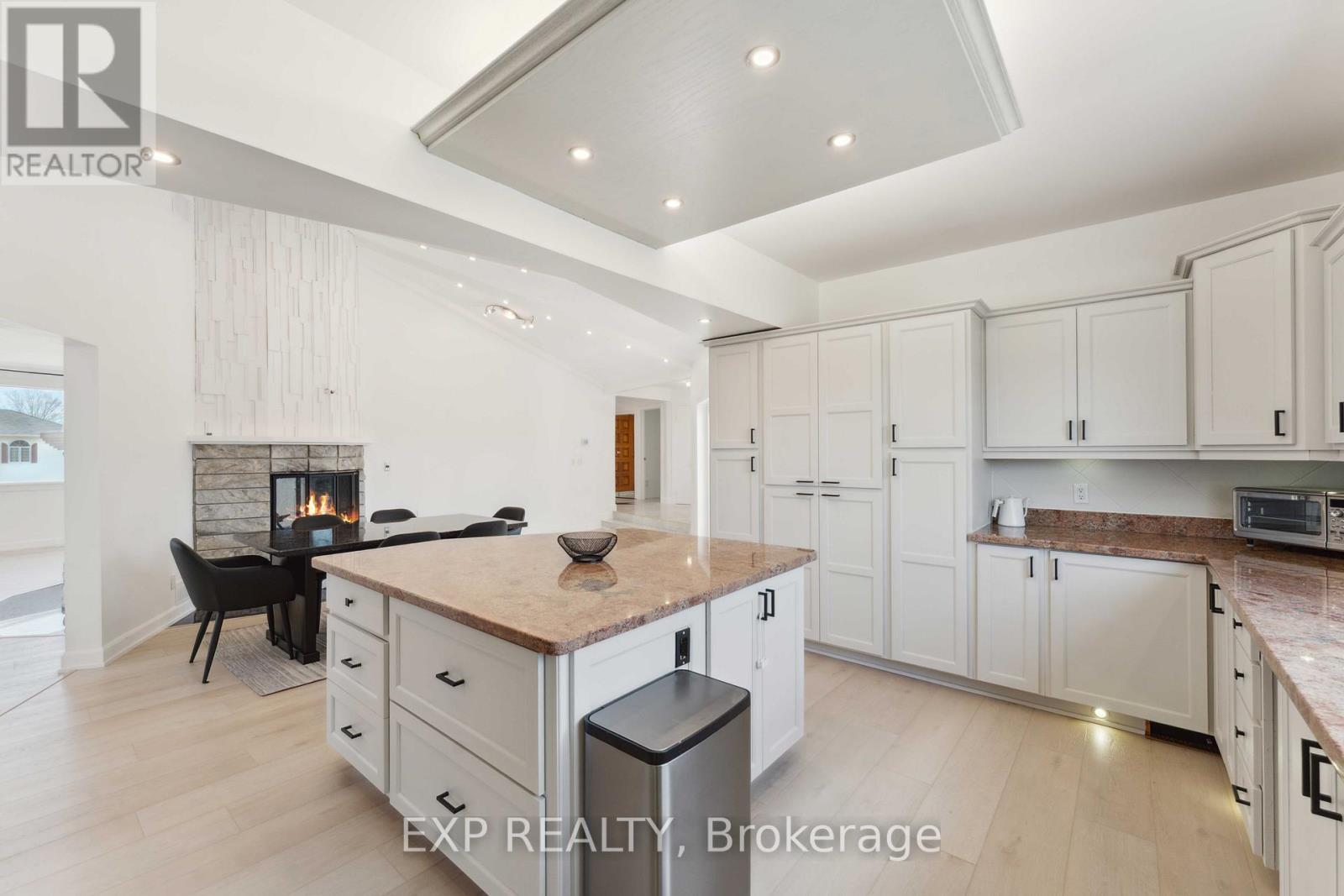 Photo 33 of 6974 Bank Street, Ottawa ON