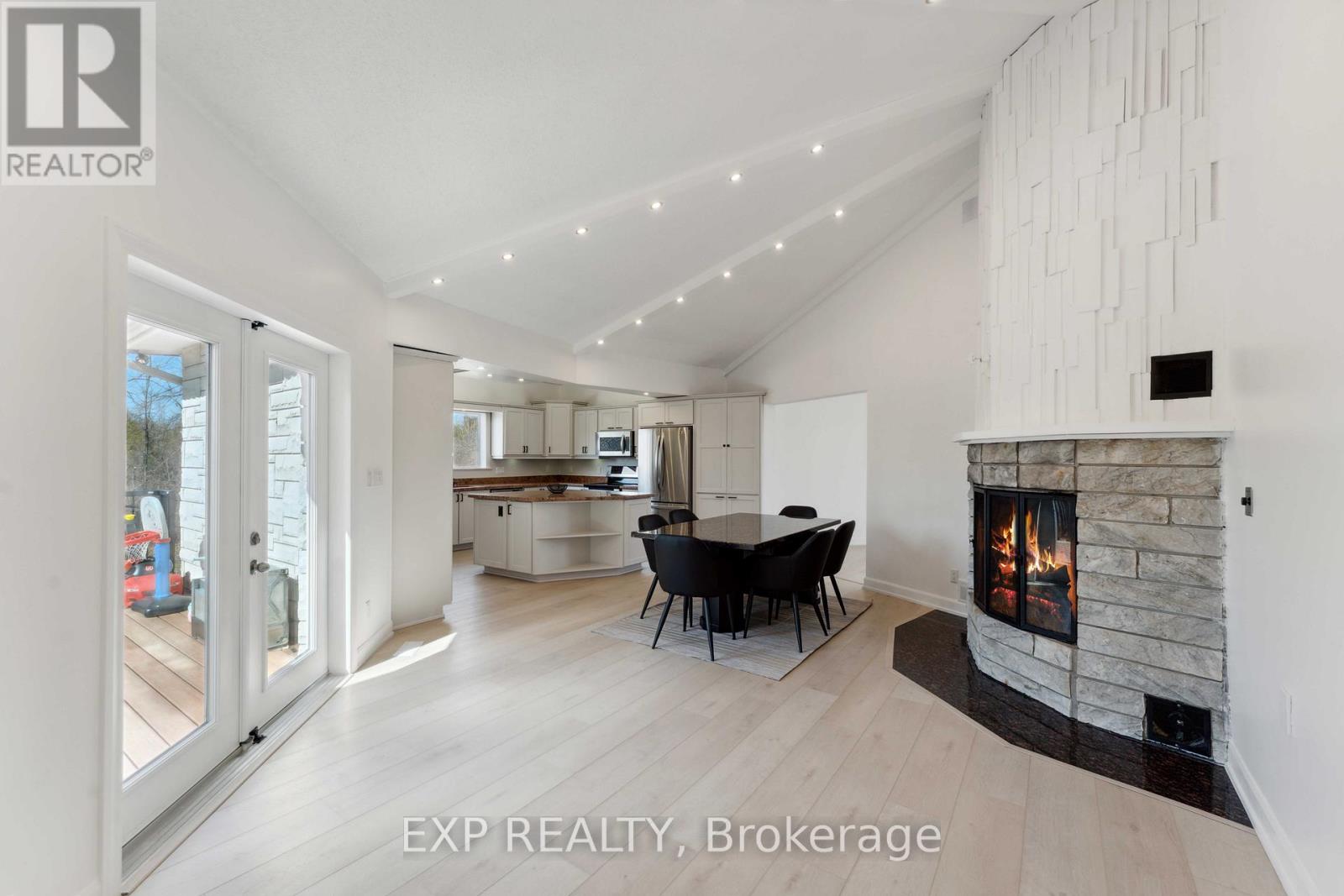 Photo 4 of 6974 Bank Street, Ottawa ON