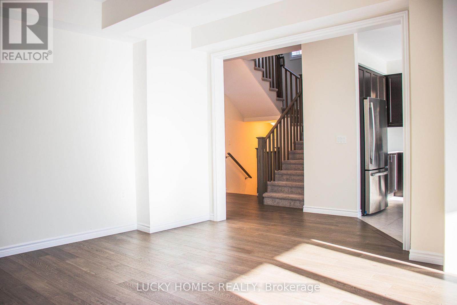 Photo 23 of 643 Lemay Grove, Peterborough North ON