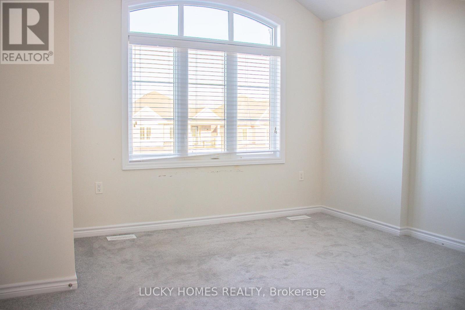 Photo 34 of 643 Lemay Grove, Peterborough North ON