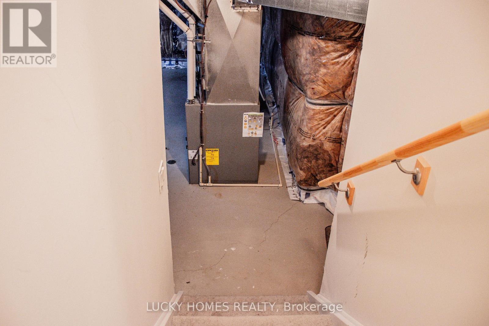 Photo 37 of 643 Lemay Grove, Peterborough North ON