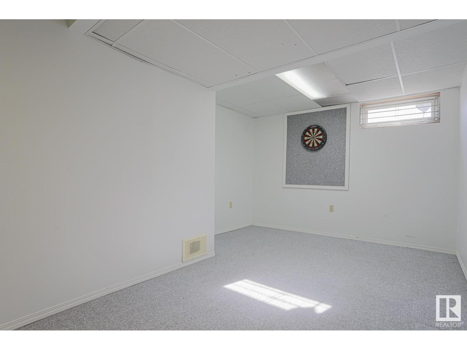 Photo 31 of 17 11115 27 Av Nw, Edmonton AB