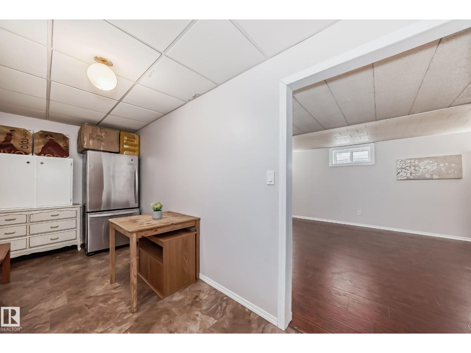 Photo 27 of 13028 65 St Nw, Edmonton AB