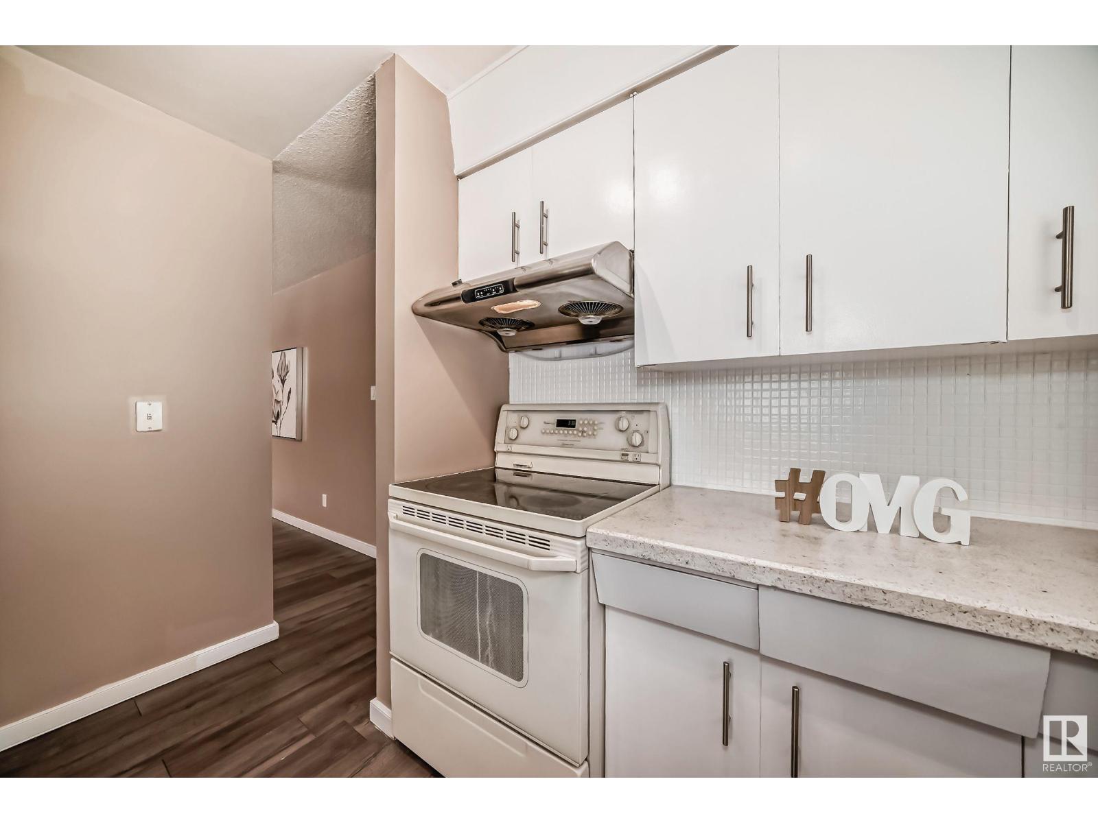 Photo 16 of 13028 65 St Nw, Edmonton AB