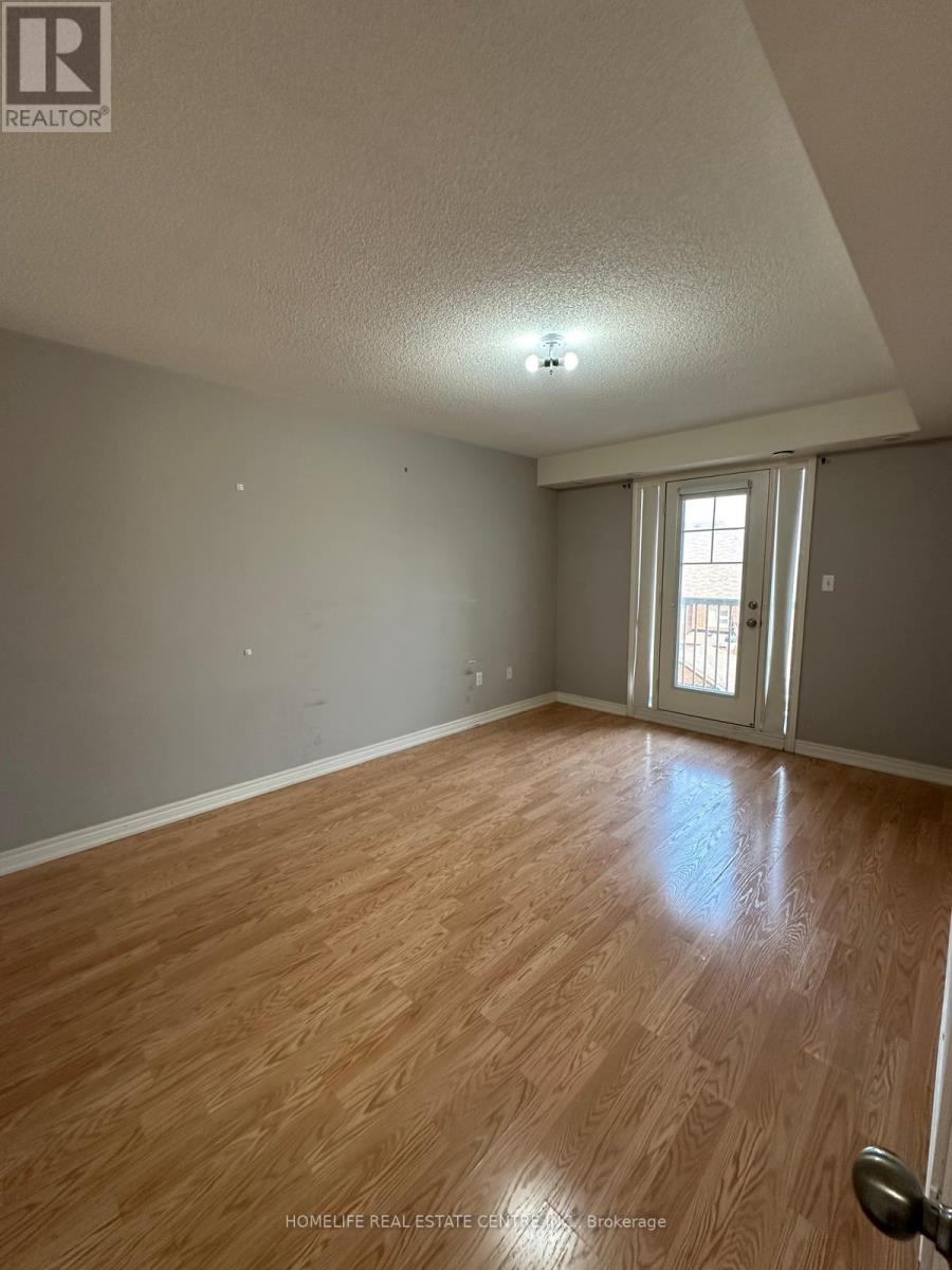 Photo 21 of 139 Inspire Boulevard N, Brampton ON