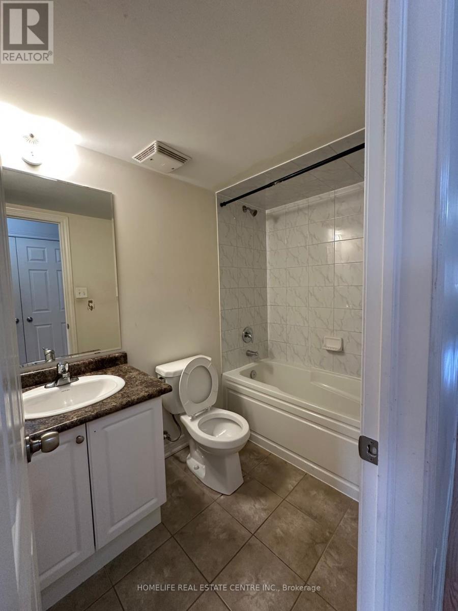 Photo 8 of 139 Inspire Boulevard N, Brampton ON