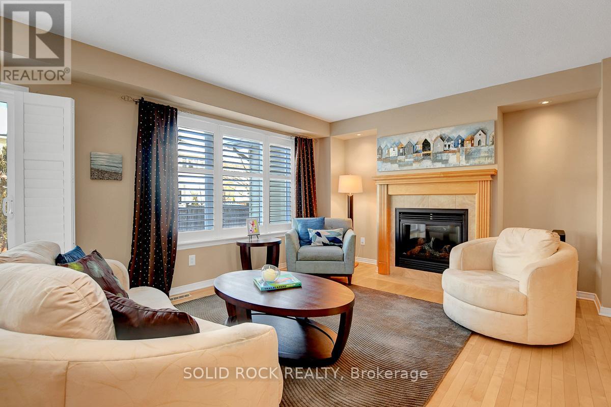 Photo 35 of 621 Braecreek Avenue, Ottawa ON