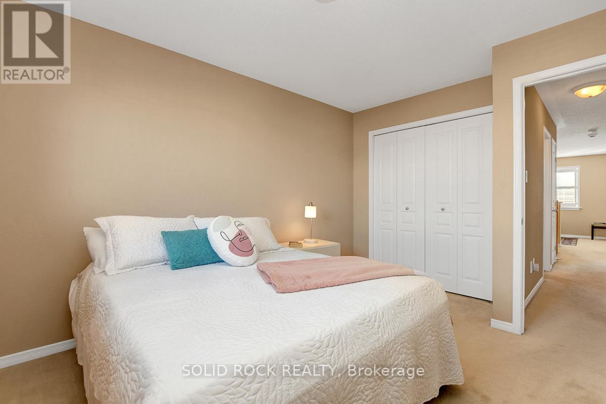 Photo 26 of 621 Braecreek Avenue, Ottawa ON