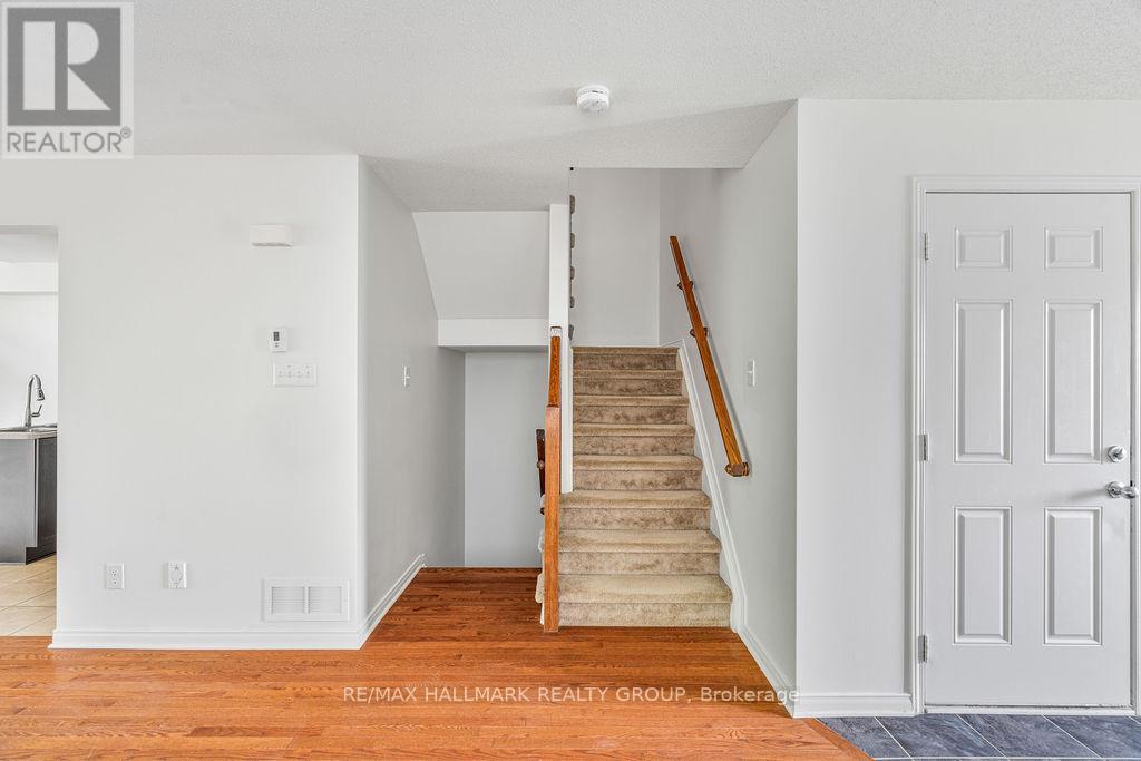 Photo 7 of 217 Vision Street, Ottawa ON