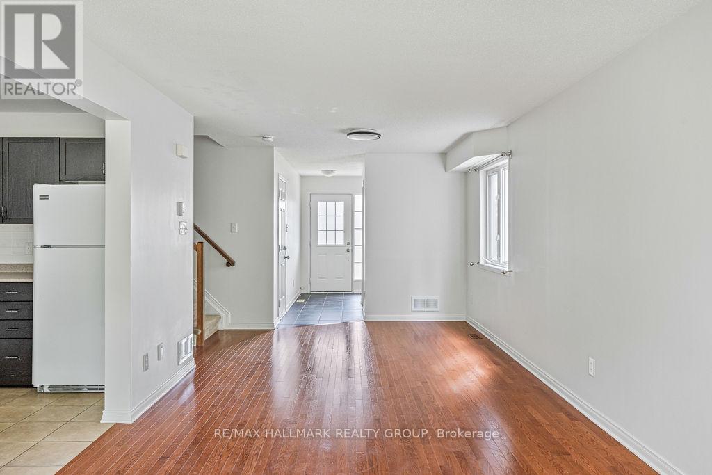 Photo 9 of 217 Vision Street, Ottawa ON