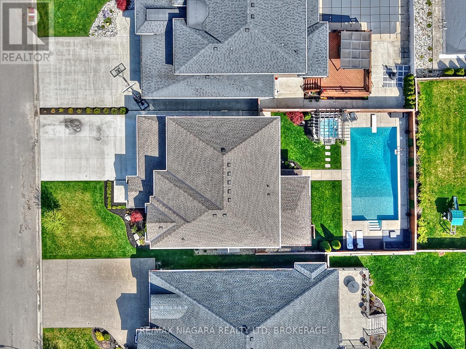 Photo 1 of 8886 Black Forest Crescent, Niagara Falls ON