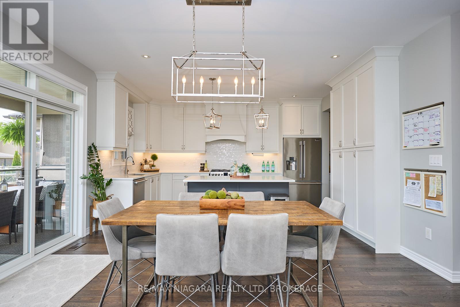 Photo 10 of 8886 Black Forest Crescent, Niagara Falls ON