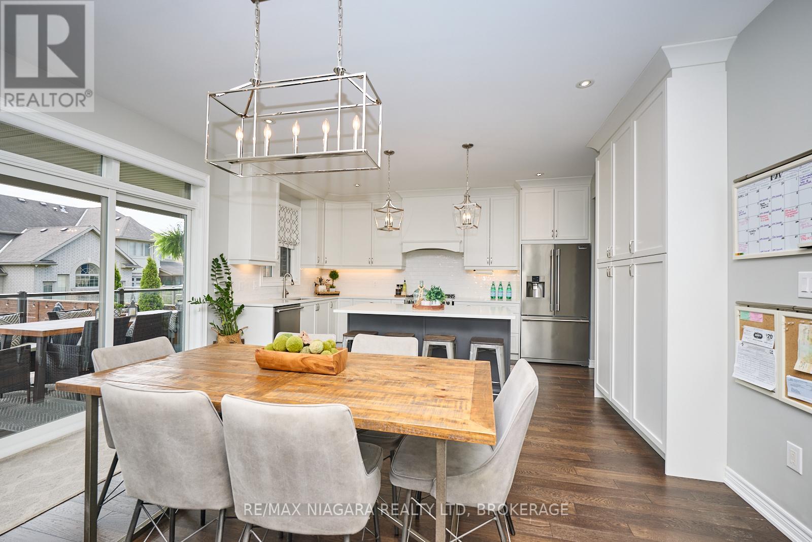 Photo 11 of 8886 Black Forest Crescent, Niagara Falls ON