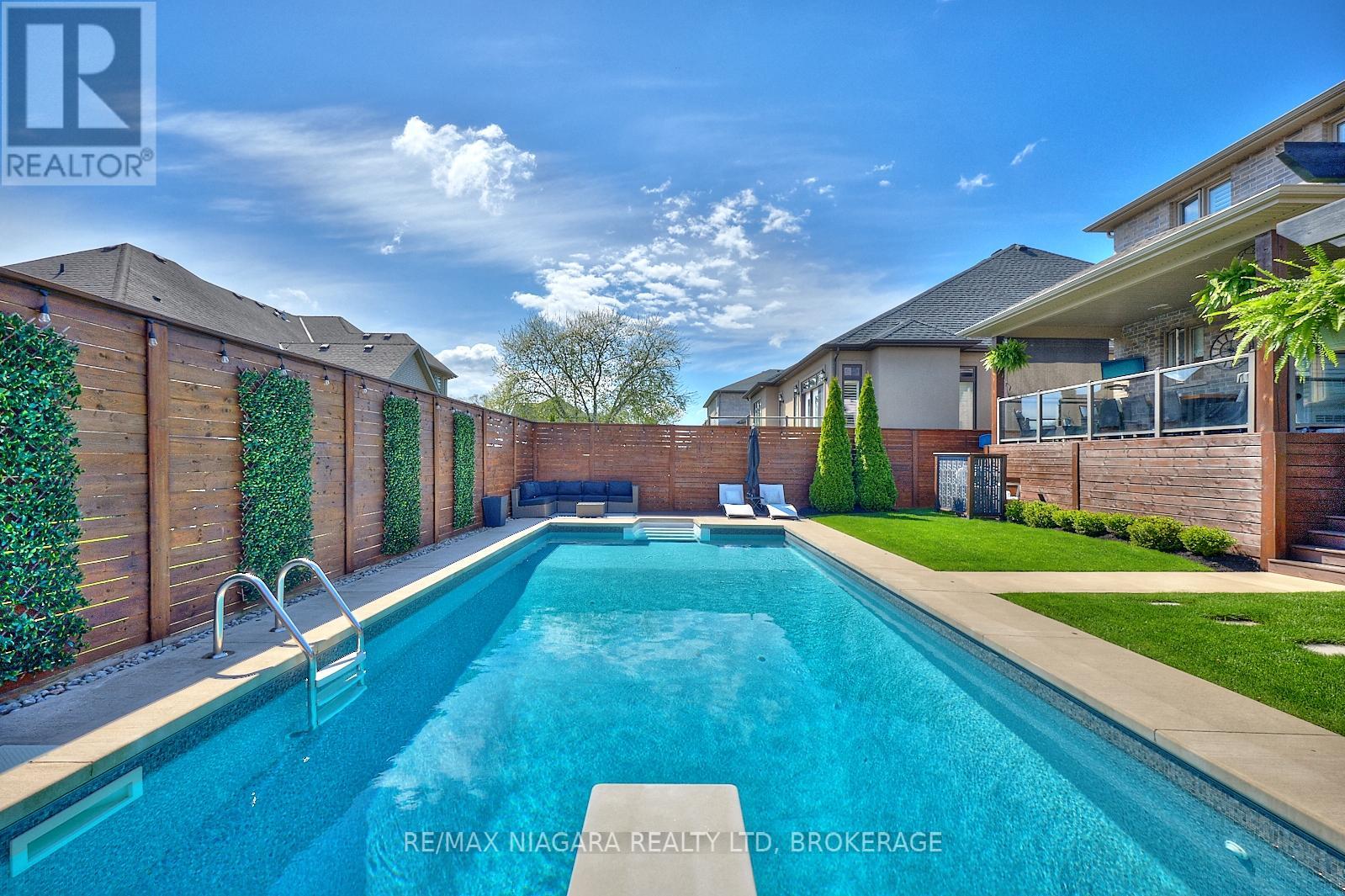 Photo 31 of 8886 Black Forest Crescent, Niagara Falls ON