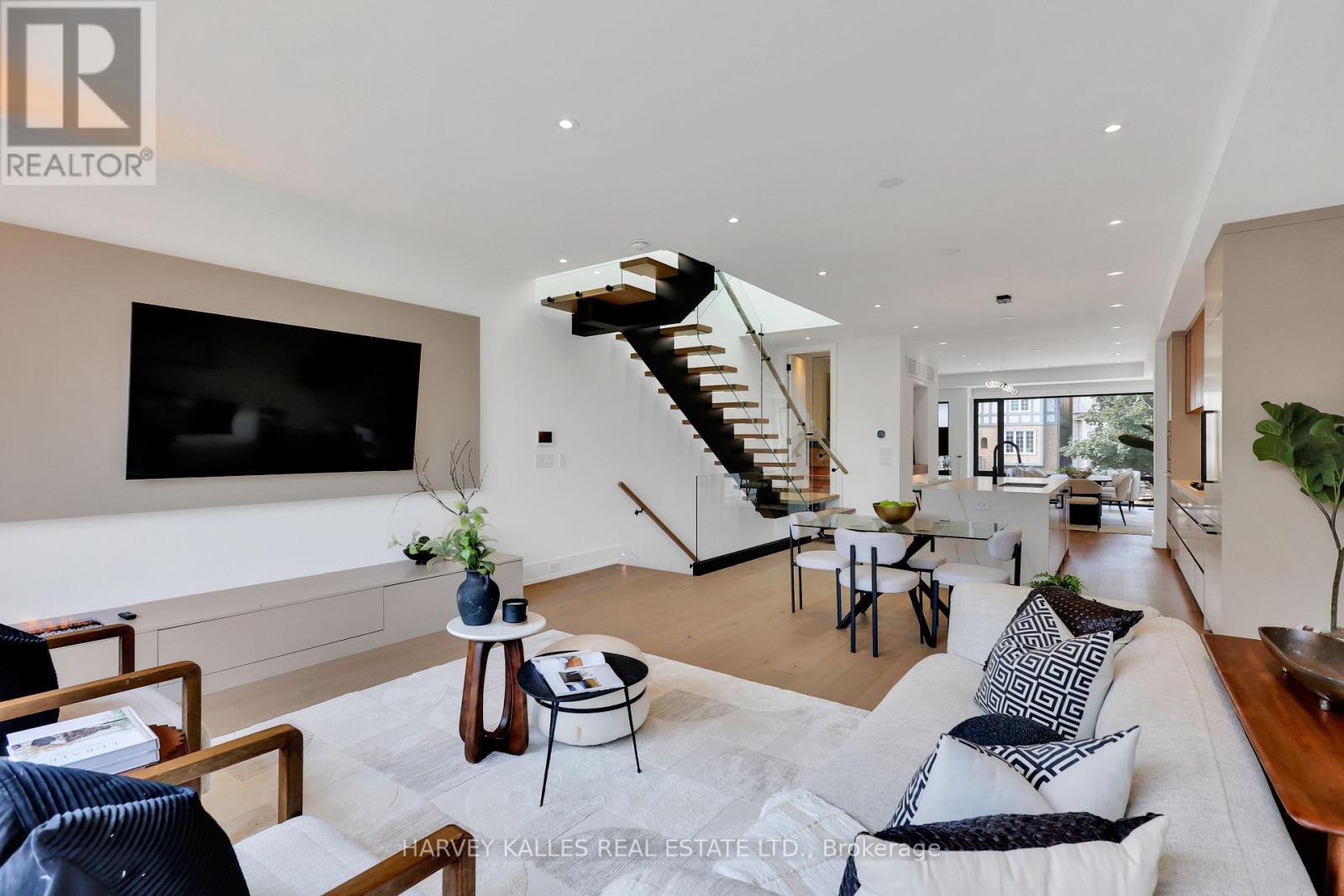 Photo 14 of 171 Belsize Drive, Toronto ON
