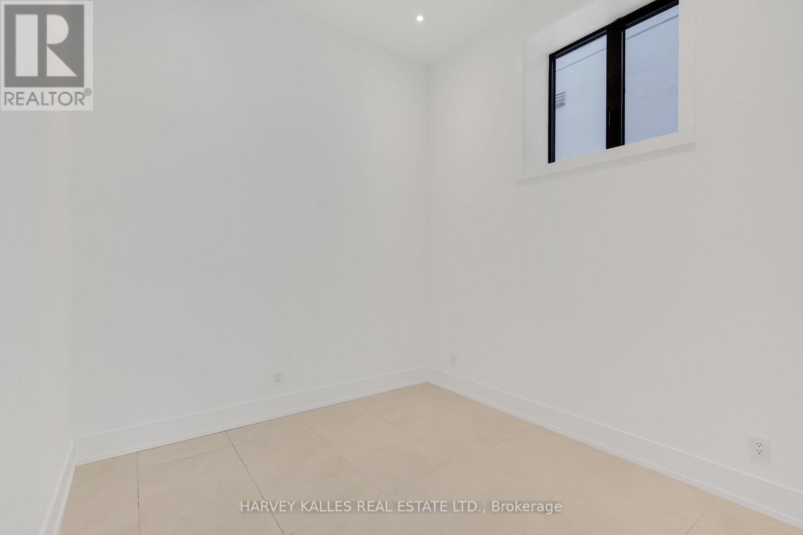 Photo 40 of 171 Belsize Drive, Toronto ON