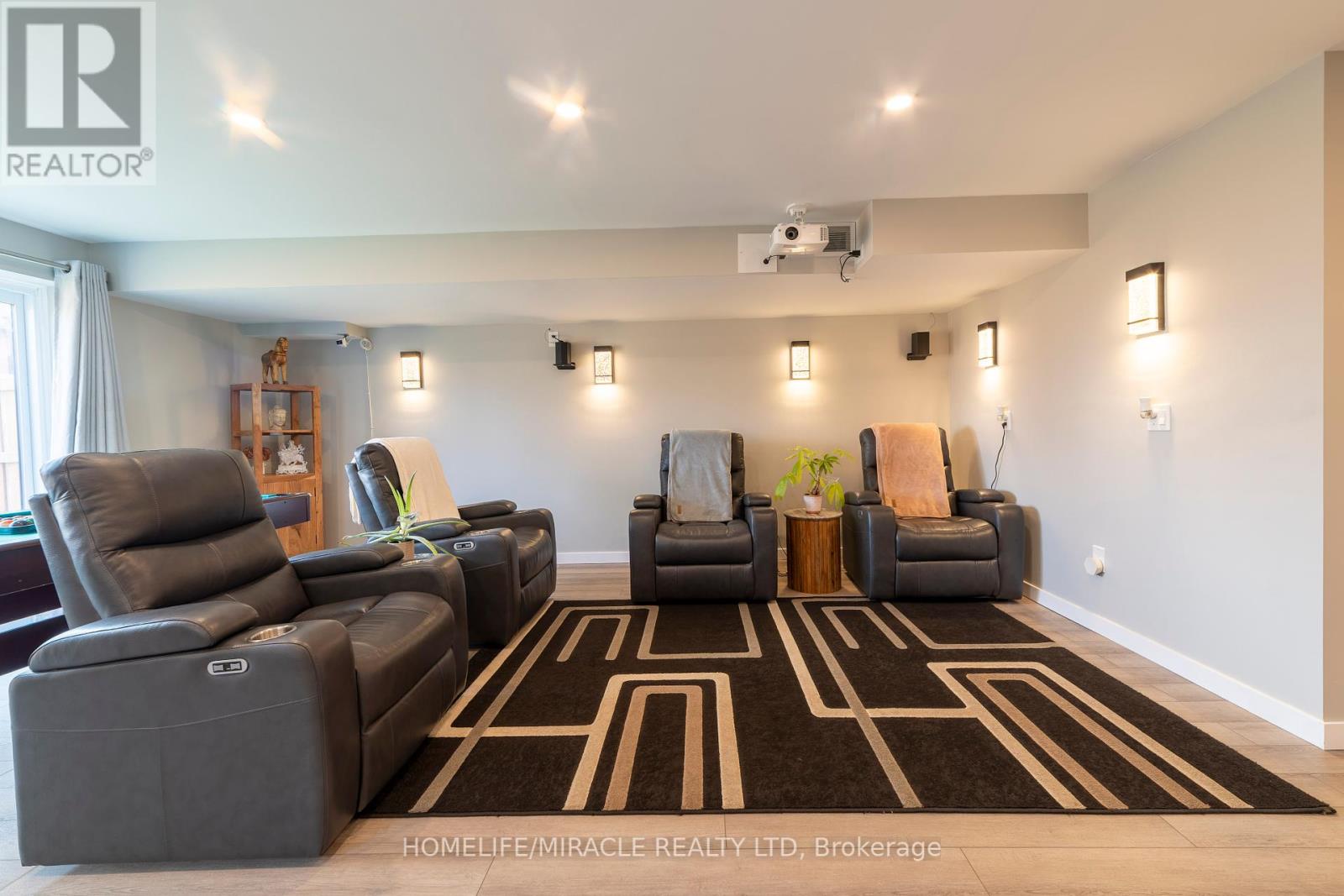 Photo 29 of 933 Robert Ferrie Drive, Kitchener ON