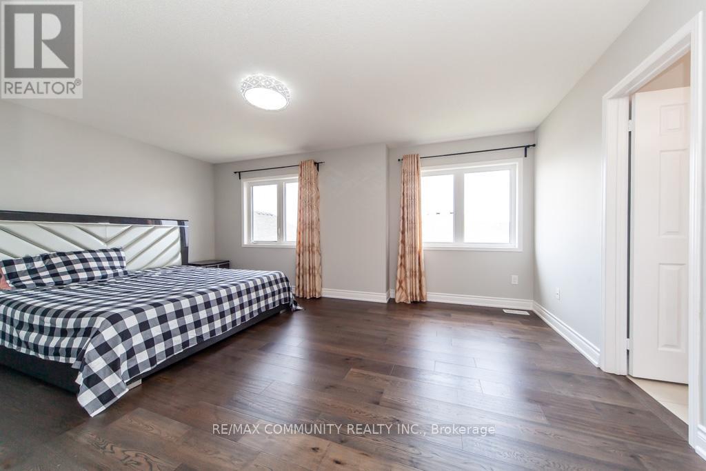 Photo 27 of 24 Raithby Crescent, Ajax ON